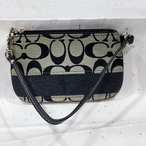 Black and gray logo Coach Wristlet - Picture 2 of 4